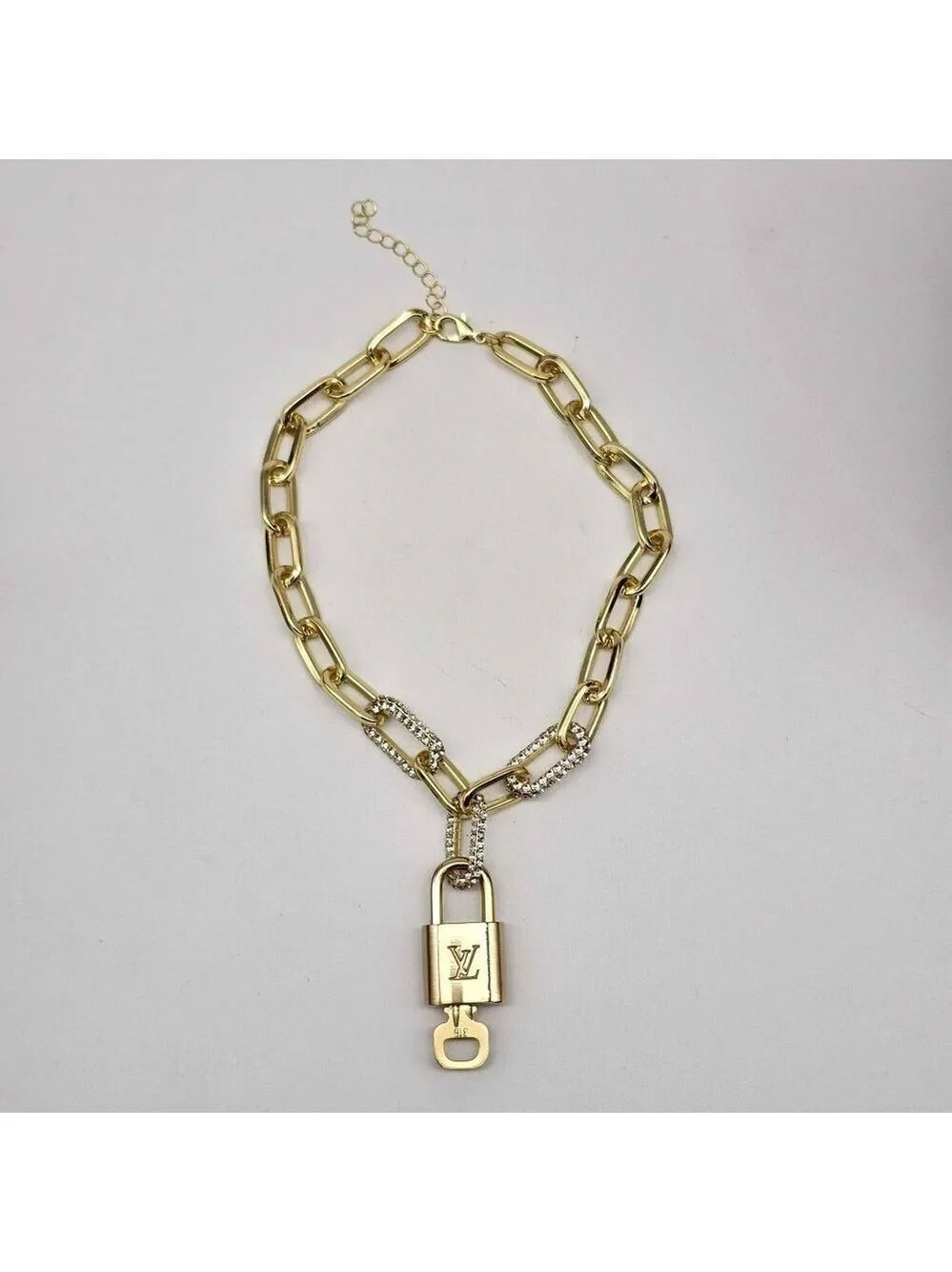 Authentic Louis Vuitton Lock & Key w/ Unbranded Gold Plated Gold Chain Necklace